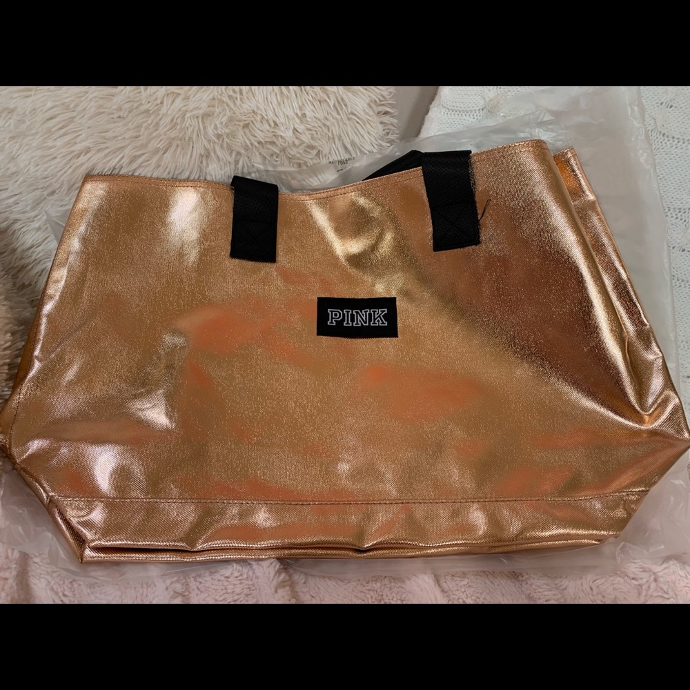 Victoria’s Secret Pink tote 👜